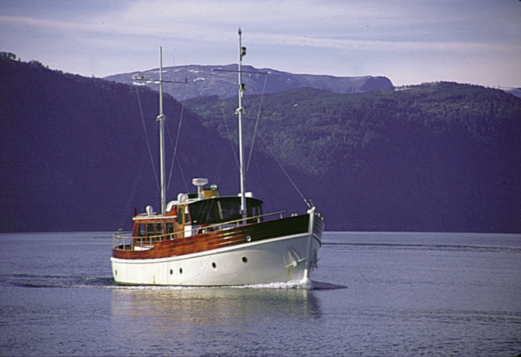 Bilde av Embla på
tokt i Sognefjorden